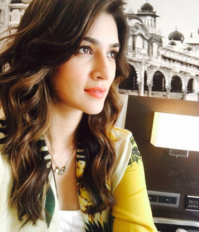 Kriti Sanon’s Outfit Is Proof That Summer’s Finally Here!