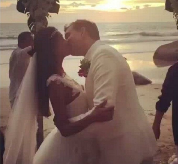 PHOTOS: Lisa Haydon Married Her Boyfriend Dino Lalvani In A Stunning Beach Ceremony!
