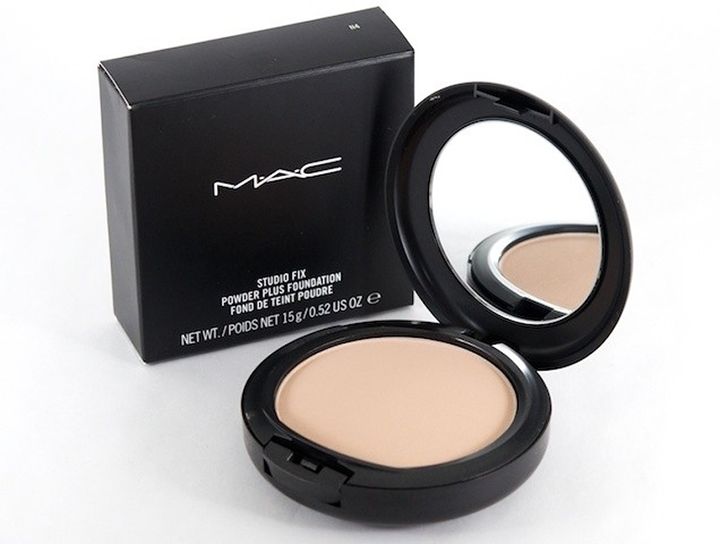 MAC Cosmetics Studio Fix Powder Plus Foundation | Image Source: www.flipkart.com