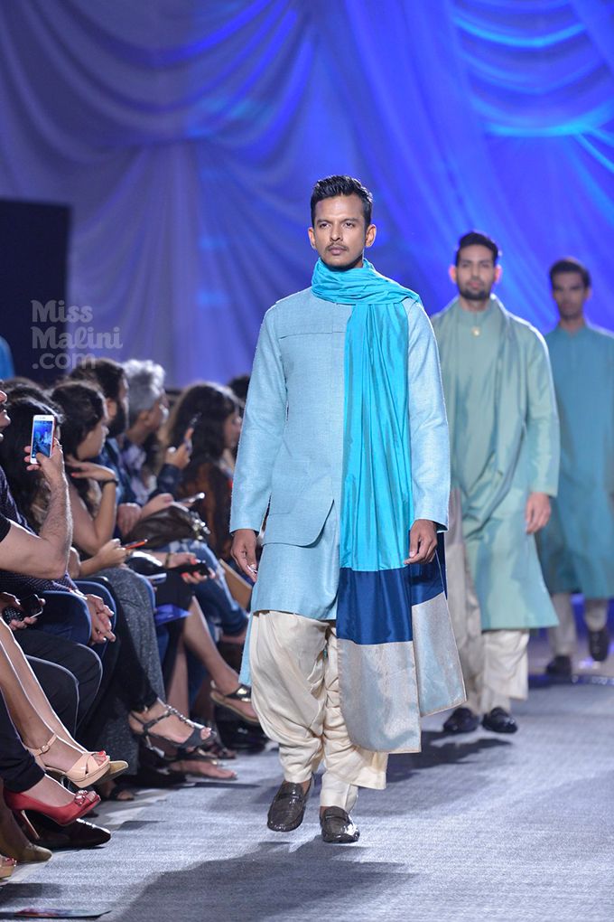 Manish Malhotra Summer/Resort '16 at Lakme Fashion Week
