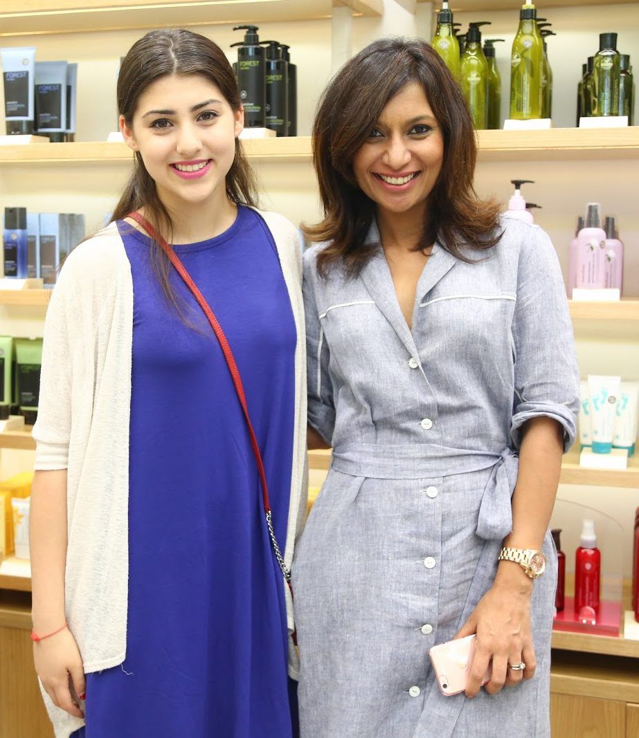 Missmalini and Sarina