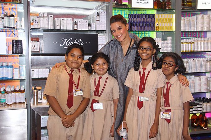 Neha Dhupia with the children from Teach for India