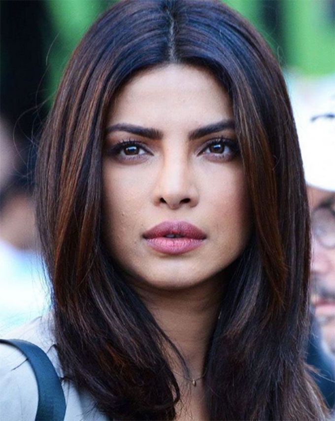 Priyanka Chopra Has Tweeted About Her Lookalike And It’s Super Chill!