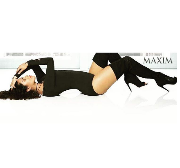 Inside Photos: Priyanka Chopra Looks Like Sex On Legs In This Magazine!