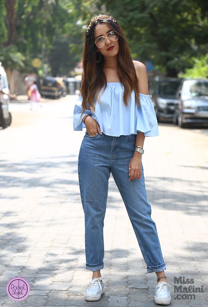 Pocket Stylist in a top from Zara and jeans from Topshop (Jabong)