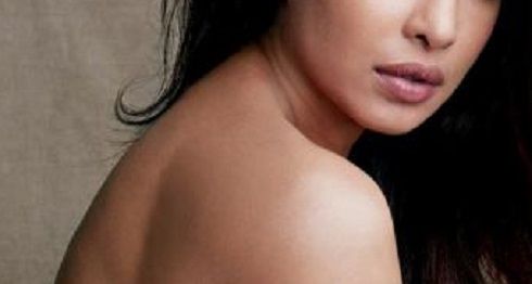 This Brand New Topless Photo Of Priyanka Chopra Is Too Hot To Handle!