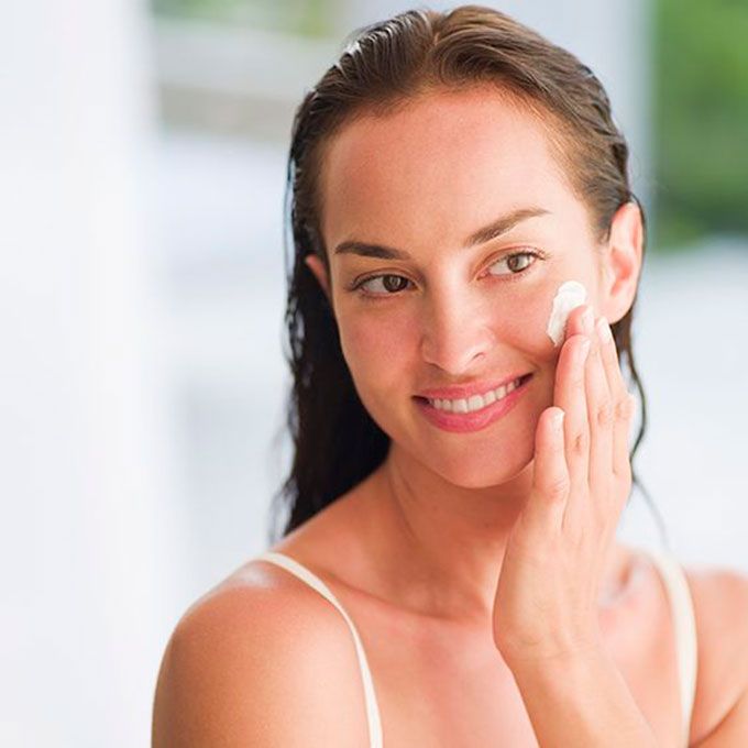 Here’s The Correct Way Of Moisturising Your Skin