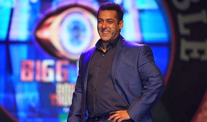Bigg Boss 10: Salman Khan Reacts To Om Swami Throwing His Pee On Bani & Rohan