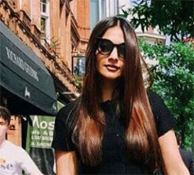 Sonam Kapoor Just Pulled Yet Another All Black Look Out Of Her Hat!