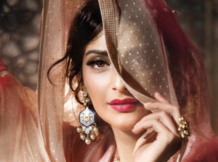 Sonam Kapoor Gives Tribute To Fashion Icons In The Coolest Way Ever