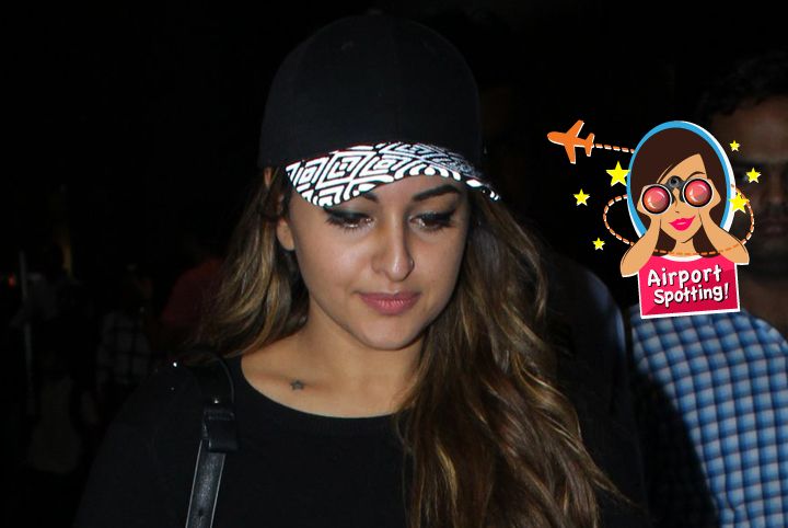 Sonakshi Sinha’s Airport Look Might Be Basic But It’s Bomb