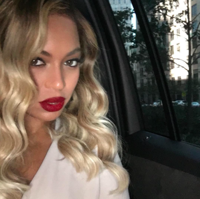 Beyoncé’s Stylist Is Helping You Up Your Selfie Game!