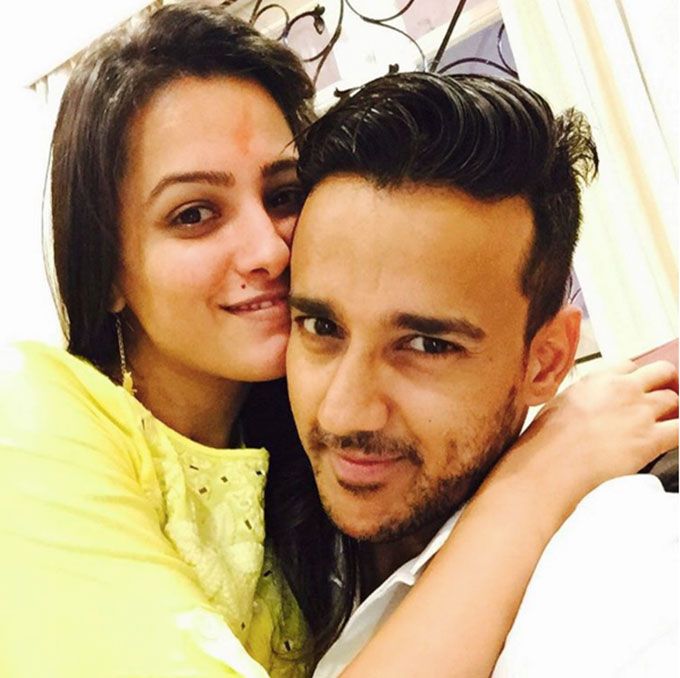 Anita Hassanandani &#038; Rohit Reddy Share The First Photos Of Their Baby!