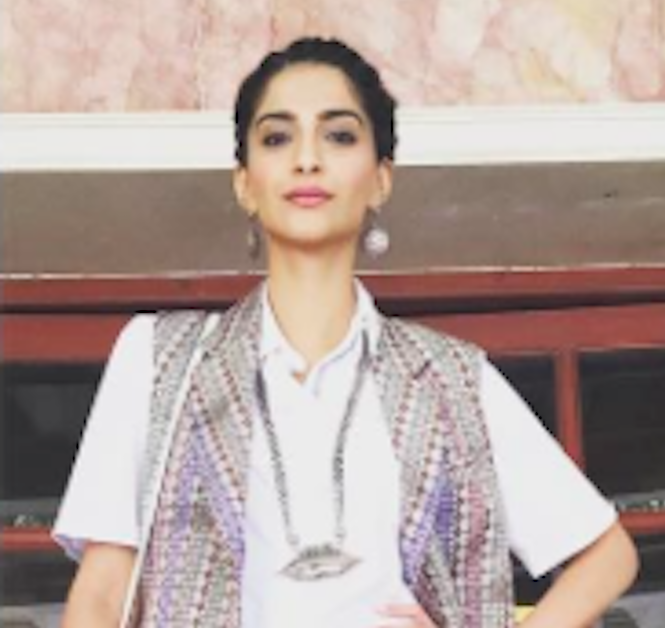 Sonam Kapoor Shows Everyone How New-Age Desi Style Is Done!