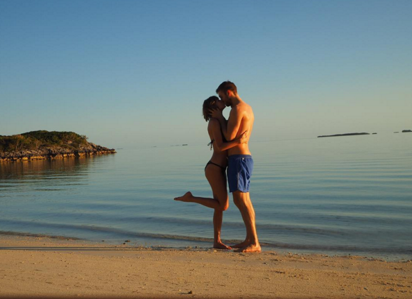 Taylor Swift & Calvin Harris Finally Took A Romantic Vacation Looking This Hot!