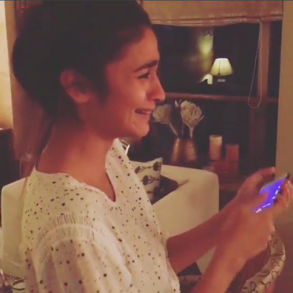 Alia Bhatt Broke Down After Receiving This Gift From Her Grandparents