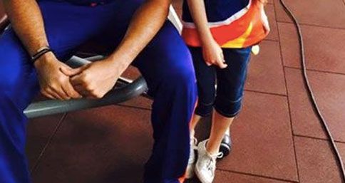 Look At This Adorable Photo Of Harshaali Malhotra With Cricketer Zaheer Khan
