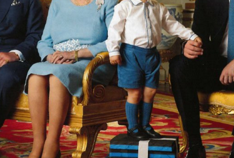 We Can’t Stop Admiring Prince George In The Royal Family Portrait