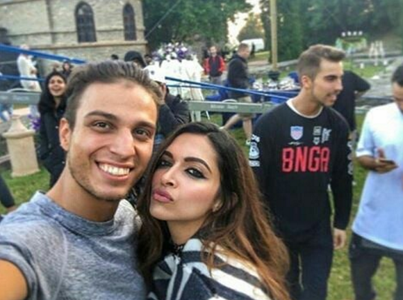 Selfie: Deepika Padukone’s Sexy Pout In Budapest
