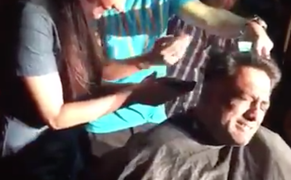 Video: Katrina Kaif Just Cut Anurag Basu’s Hair & His Reaction Was Priceless!