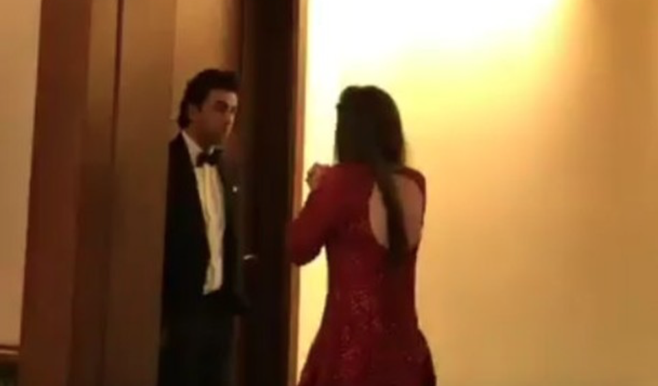 This Video Of Ranbir Kapoor & Mahira Khan In Dubai Is Going Viral