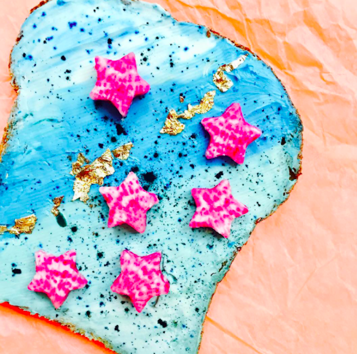 We Are Freaking Out Over The New Mermaid Toast Trend