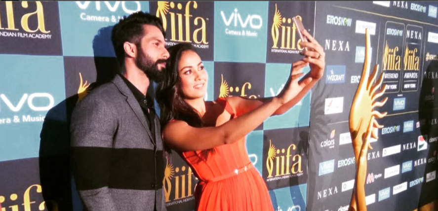 Amazing Selfies at IIFA You Don’t Want To Miss
