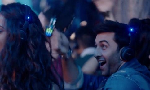Did You Spot This Bollywood Actress In The New Ae Dil Hai Mushkil Song?
