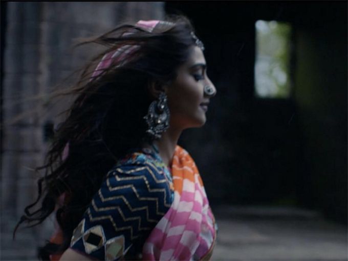 A Closer Look At The Outfit Sonam Kapoor Wore In Coldplay’s New Video