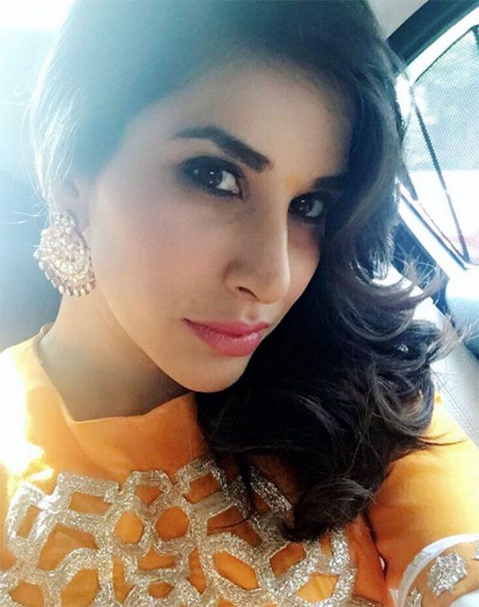 Proof That Sophie Choudry Goes All Out With Her Festive Style!
