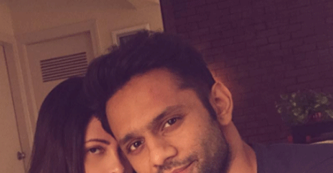 Photos: Ex-Indian Idol Contestant Rahul Vaidya Went On A Dinner Date With This Bollywood Actress!