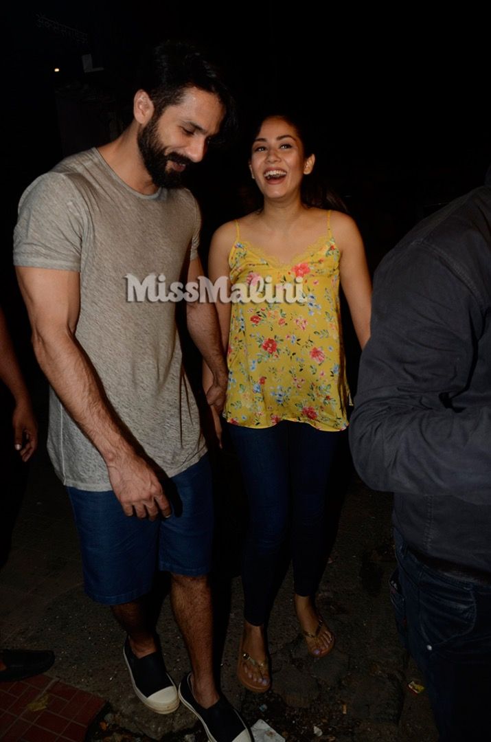 PHOTOS: Shahid Kapoor & Mira Rajput Can’t Stop Smiling At Their Dinner Date