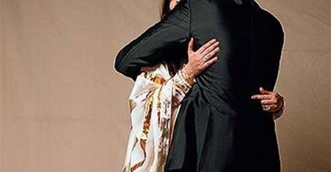 Aww! Abhishek Shared This Photo Of Him Hugging Aishwarya For Their 9th Anniversary