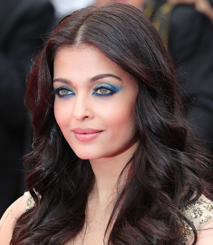 Everything You Need To Know About Aishwarya Rai Bachchan's Cannes Red  Carpet Beauty Looks! | MissMalini