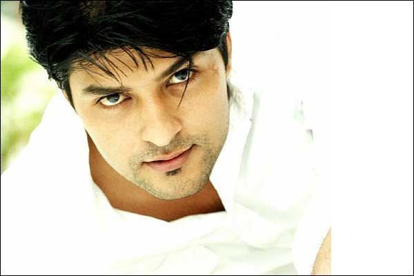 Diya Aur Baati Hum’s Anas Rashid Just Made A Sexist Comment About His Wife