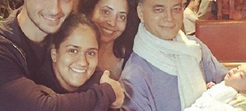 Picture Perfect: Arpita Khan With Her Husband, In-Laws & Baby Boy