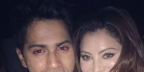 Photo: Varun Dhawan Partying With A Bollywood Hottie!