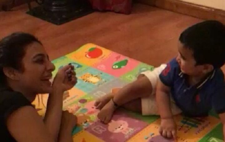 This Video Of Tusshar Kapoor’s Son Playing With Tabu Is Super Adorable!