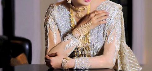 Divyanka Tripathi’s Bridal Photoshoot