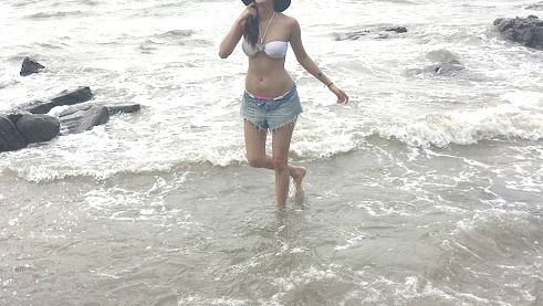 Photos: Bollywood Actress Chilling On The Beaches Of Goa