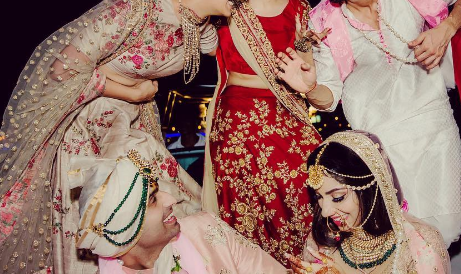Photos: Shraddha Kapoor &#038; Karan Wahi Caught In A Candid Moment At A Wedding