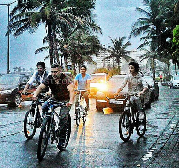 Here’s What Happened Before Shah Rukh Khan & Salman Khan Were Spotted Riding Bicycles In Bandra