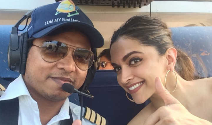 Photos: Deepika Padukone & Shah Rukh Khan Pose With The Pilot After Their Helicopter Ride