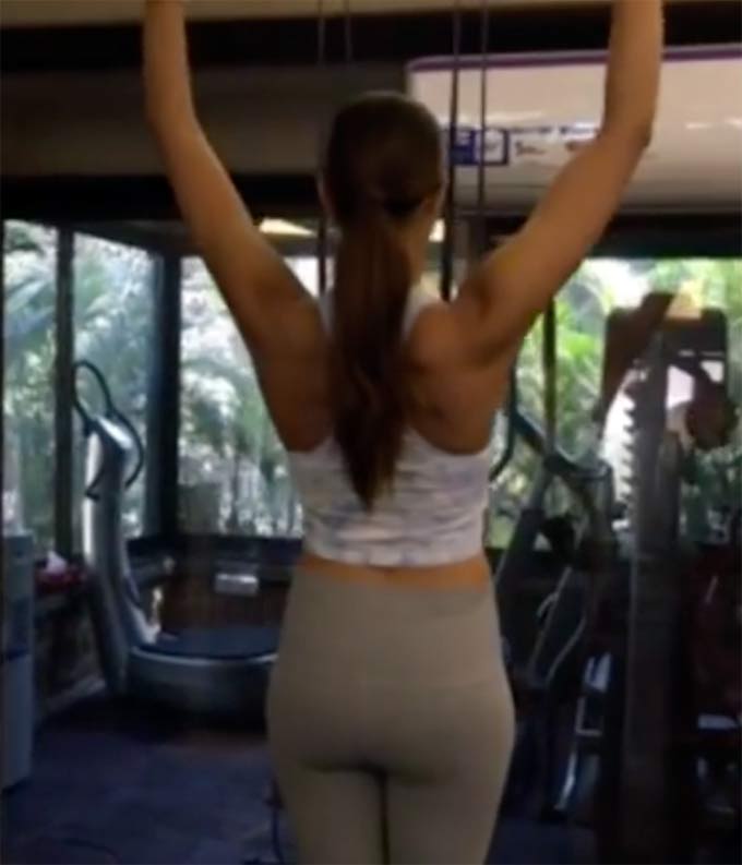 WATCH: Deepika Padukone Working Out Is Giving Us #FitnessGoals
