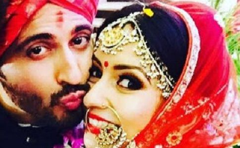 Photos: Popular TV Couple Dheeraj Dhoopar &#038; Vinny Arora Tie The Knot