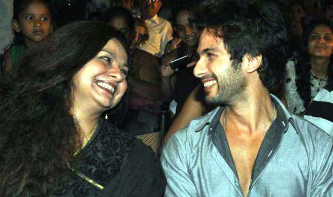 Aww! Here Is What Shahid Kapoor’s Mom Plans To Gift His Newborn Baby!