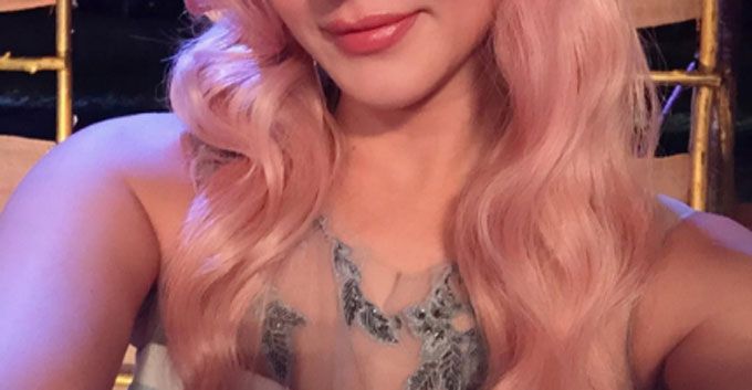 Woah! This Bollywood Hottie Has Pink Hair Now!