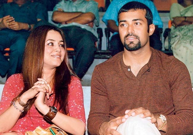 Mahima Chaudhry, Leander Paes