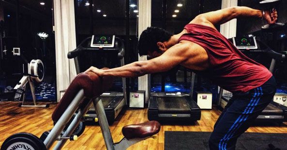 Can You Guess Who This Bollywood Hottie Is Just From His Workout Photo?