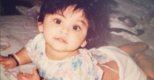 Can You Guess Who This TV Hottie Is Just From Her Childhood Photo?